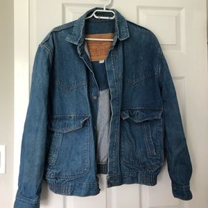VINTAGE Levi’s Denim Jean Jacket